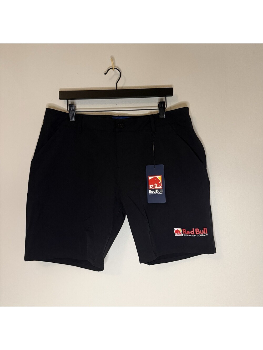 Red Bull Distribution Company Women’s Work Shorts XL Black NWT Stretch